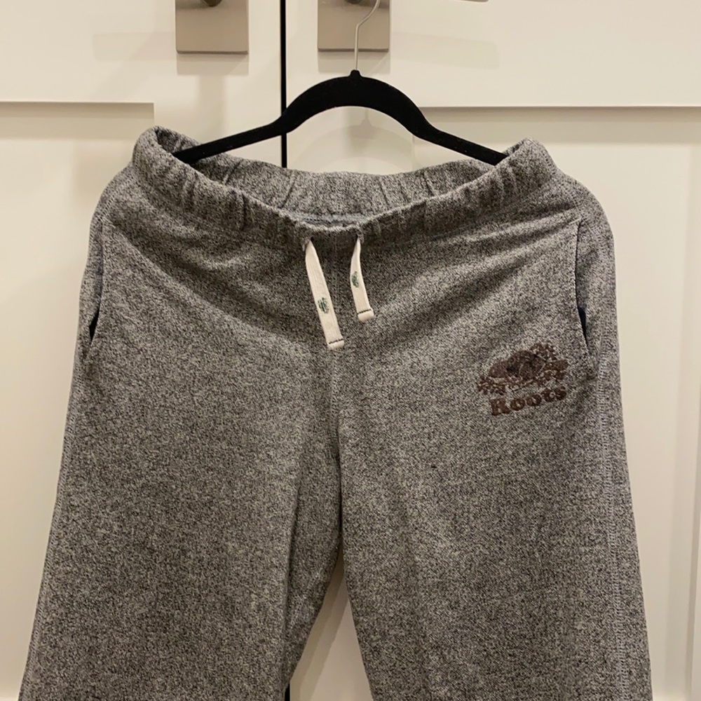 🌸 roots kids track pants